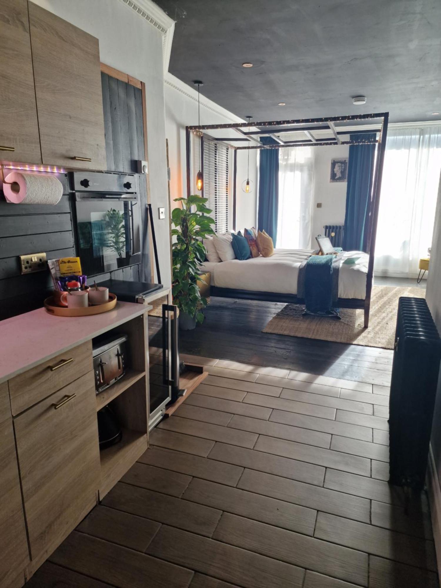 The Penny Black Apartment With Indoor Hot Tub Slamannan Exterior foto
